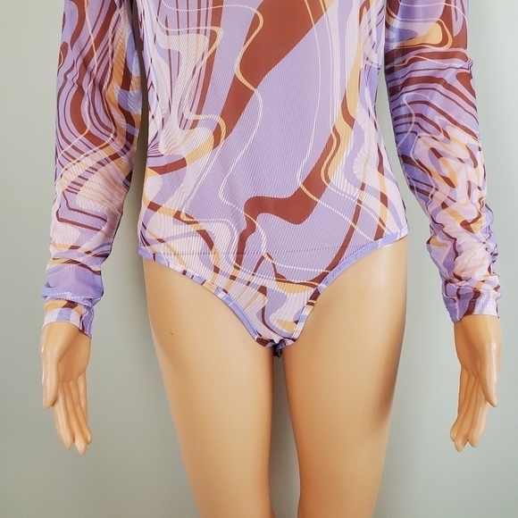 ASOS Design sheer long sleeve bodysuit - Picture 8 of 12